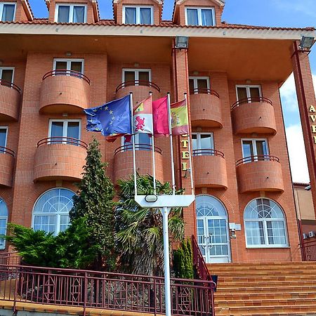 Hotel Avenida III Villadangos del Paramo Εξωτερικό φωτογραφία